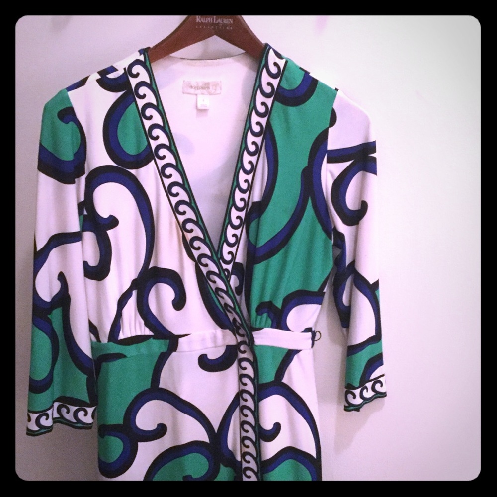 Blue/Green Wrap Perfect for Spring
